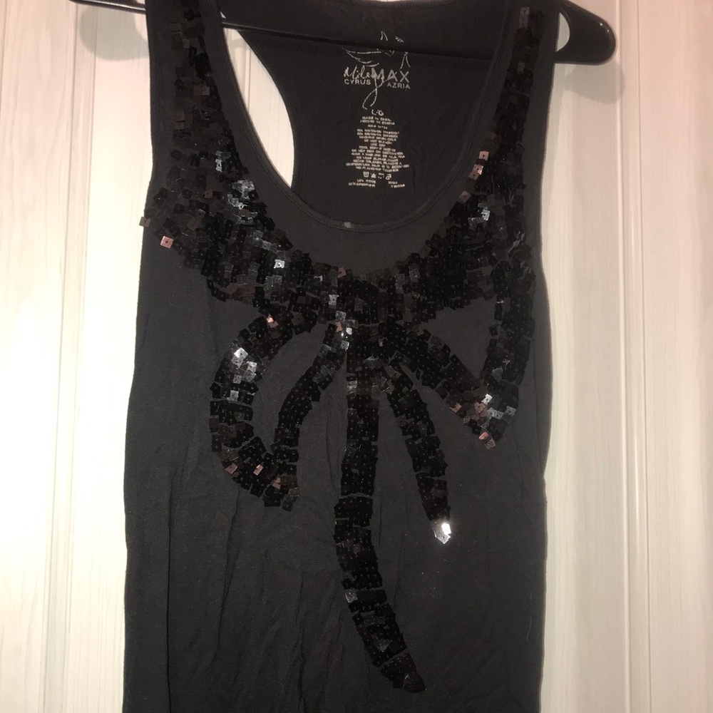 Black shirt